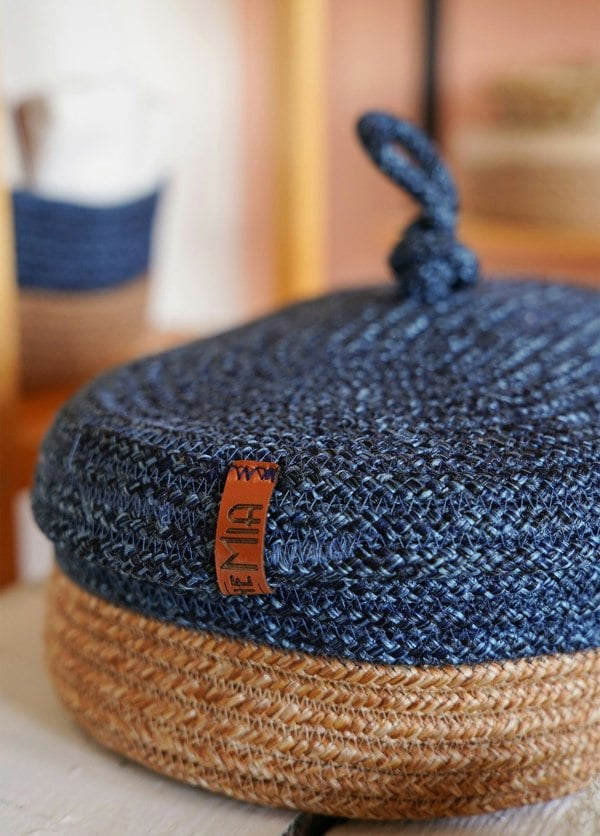 Rozi Jute Handwoven Storage Basket With Lid (Blue)