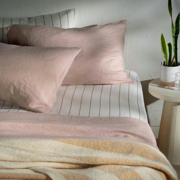 Soak&Sleep Soft Pink French Linen Duvet Cover