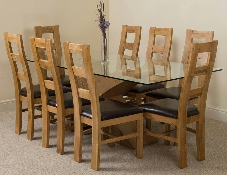 That's Furniture Valencia Oak Large Glass Dining Table & Yale Oak Chairs