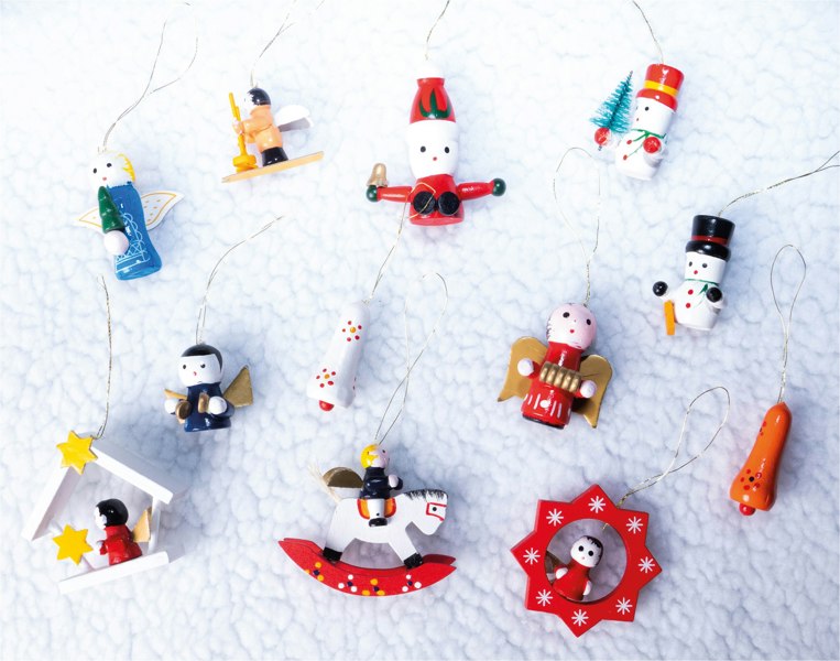 St Helens Wooden Hanging Decorations - 12 Pack