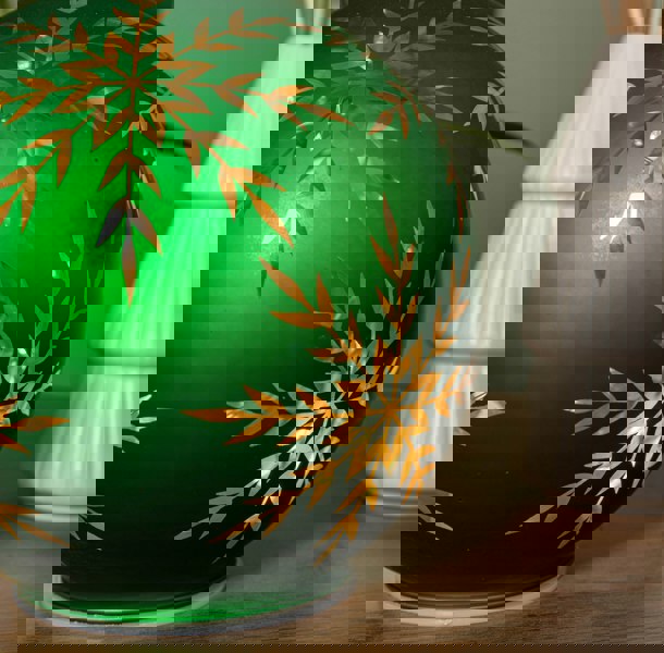 Samuel Alexander 15cm Battery Operated Light up Snowflake Glass Ball in Green with Warm White LEDs