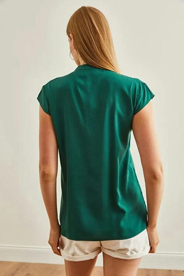 Hoxton Gal Sleeveless V-Neck Shirt