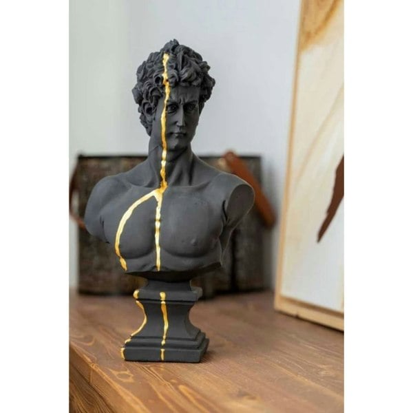 Artchi Golden Beauty David
