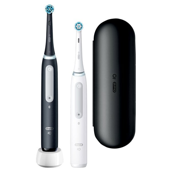 Oral-B iO 4 Dual Pack Electric Toothbrushes, 2 Toothbrush Heads, 1 Travel Case - Black & White