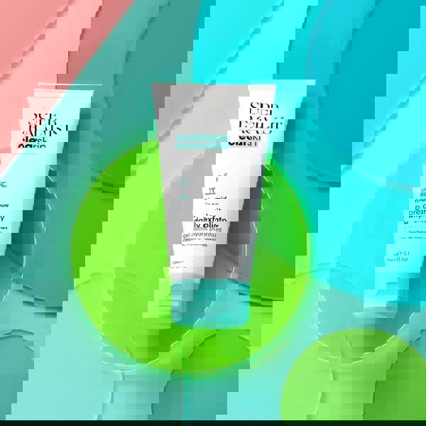 Super Facialist Clear Skin Pore Clarity Exfoliator 150 ml