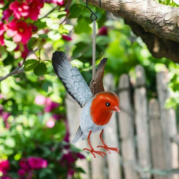EDH Door Hardware Small Metal Hanging Robin (14cm x 10cm x 10cm) – Handcrafted Weather-Resistant Bird Ornament – Decorative Hanging Robin