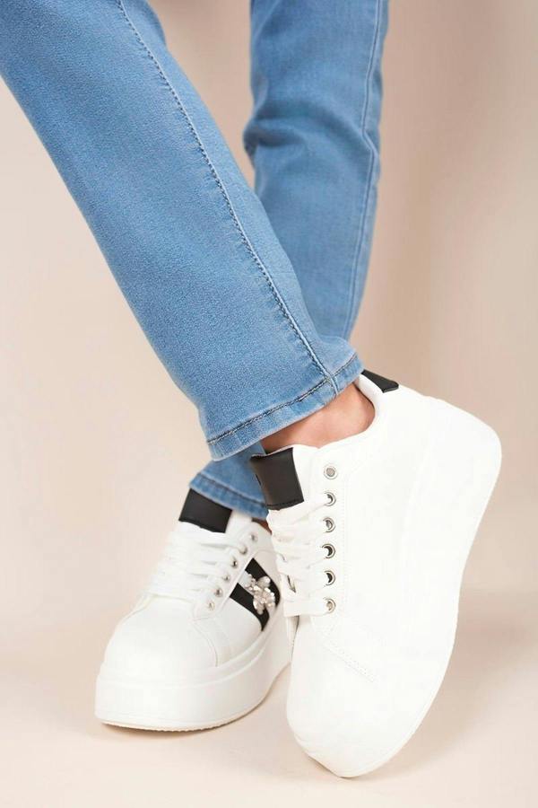 Sarina Chunky Glitter Detail Trainers With Bee Charm - White