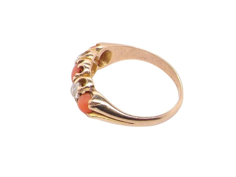 Vintage Tom An antique coral and diamond dress ring