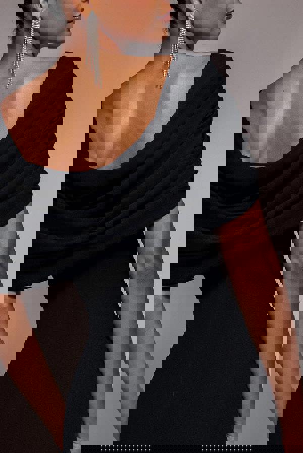 V Neck Cowl Back Pleated Sleeve Scuba Maxi Dress - Black DR5010