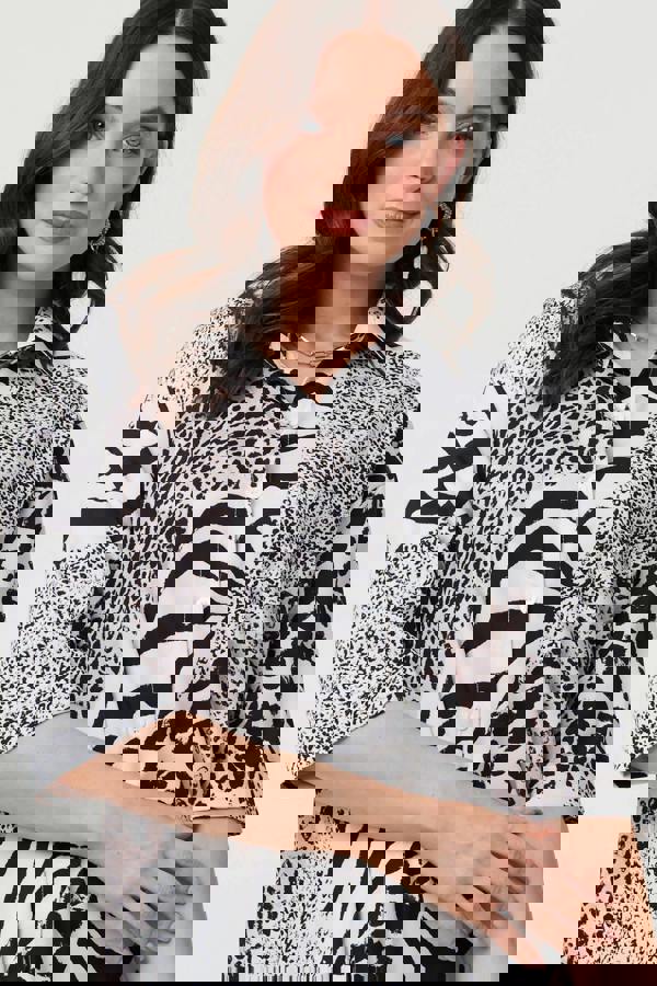 Black | Animal Print 1/2 Sleeve Longline Shirt