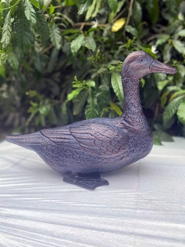 Inspirational Gifting Pair of Ducks Garden Sculpture Cast Aluminium Ornament