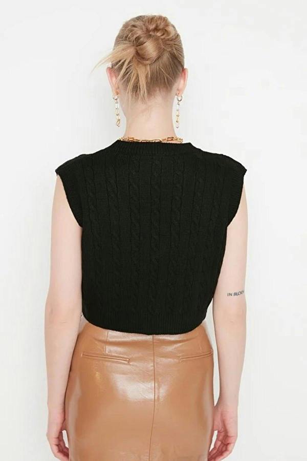 WOVCOR Crop V-Neck Knit Sweater