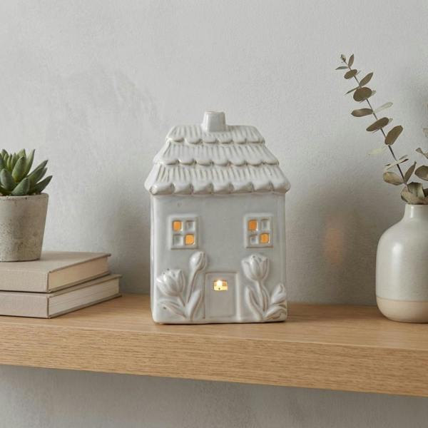 Garden Greatness Tulip House Tealight Candle Holder
