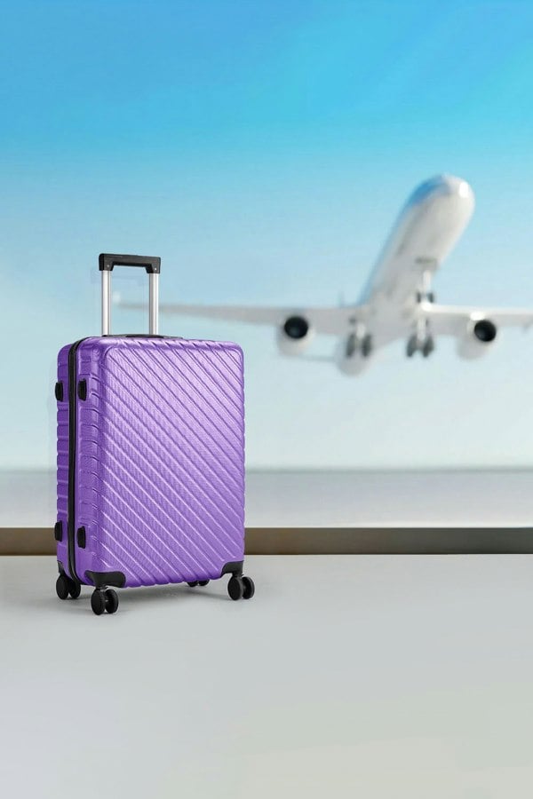 Living and Home Lightweight Hardside Travel Suitcase with Spinner Wheels, 28" Purple