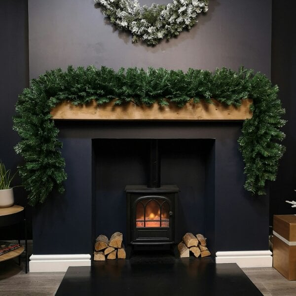 Samuel Alexander 2.7m (9ft) x 38cm Premier Luxury Extra Bushy Plain Green Christmas Garland