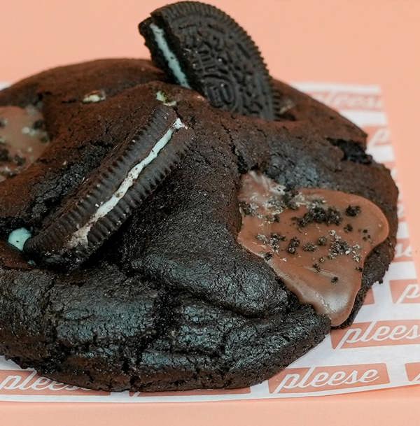 Pleese S’mores Cookie & Cream Cookie