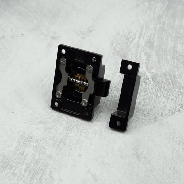 Handle & Home Black Cabinet Latch
