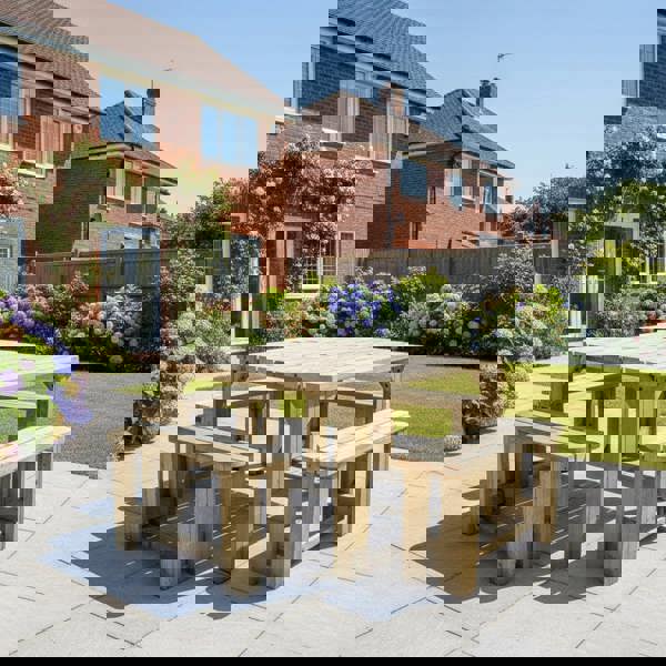 Arbor Garden Solutions QUADRUM Rounded Picnic Table With 4 Benches