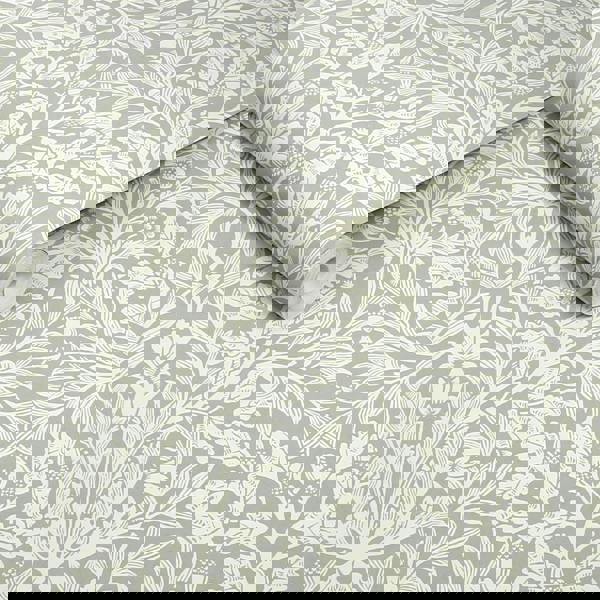 William Morris At Home Acorn Wallpaper | Sage