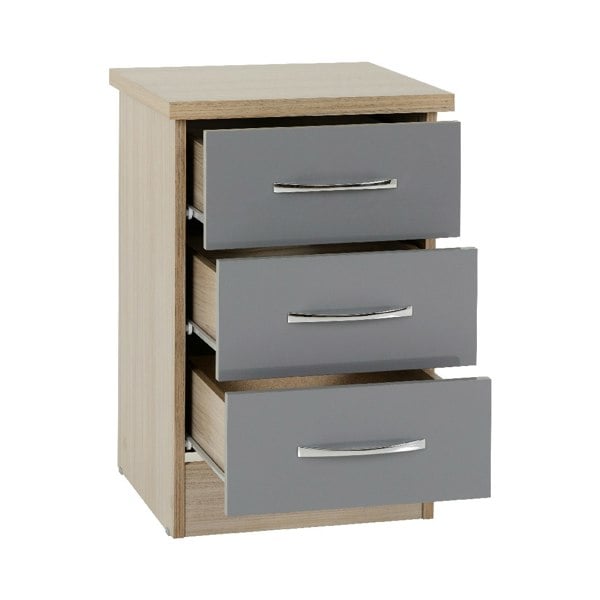 Seconique Nevada 4 Door Wardrobe 4 Piece Bedroom Set