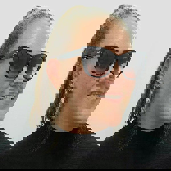 Tom Ford Sunglasses FT0937 Nora 01B Shiny Black Smoke Gradient