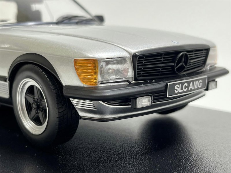 KK Scale Mercedes 500 SLC 6.0 AMG C107 1985 Silver 1:18 Scale KK Scale 180891