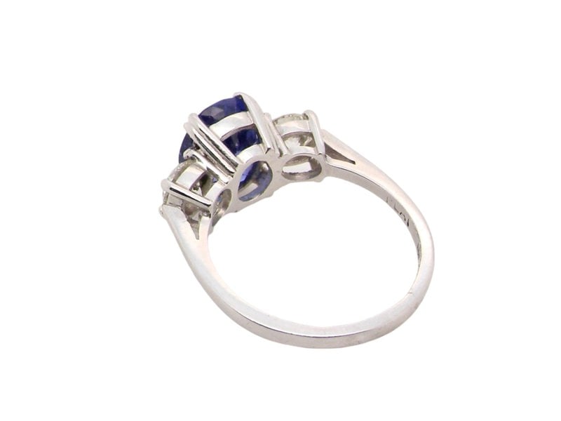 Vintage Tom A fabulous Tanzanite and Diamond platinum ring