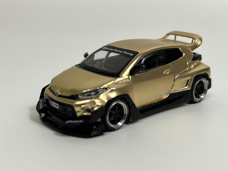 Pop Race Pandem GR Yaris Gold 1:64 Scale Pop Race PR640041