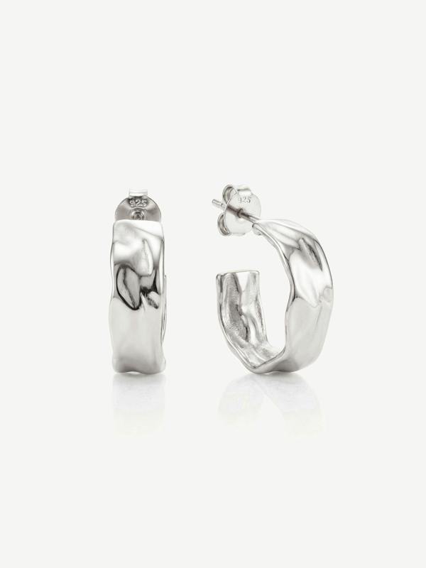 MUCHV Molten Small Hoop Earrings