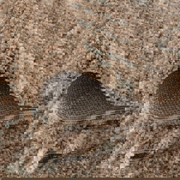 Beige Shaggy rug High Quality Elegant Moroccan Pattern