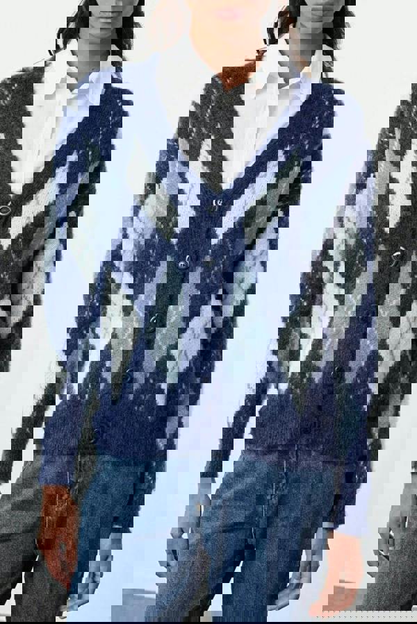 WOVCOR V-Neck Soft Texture Argyle Pattern Knit Cardigan