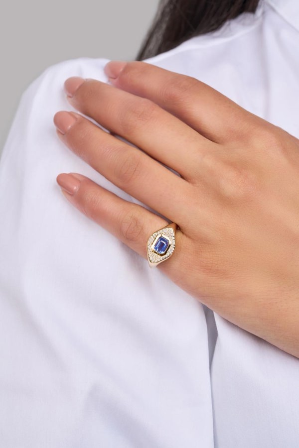 Gemdaia Blue Sapphire & Diamond Signet Ring