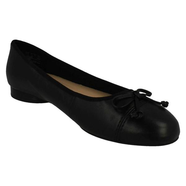 Clarks Womens Clarks Ballerina Style Flats Loreleigh Rae