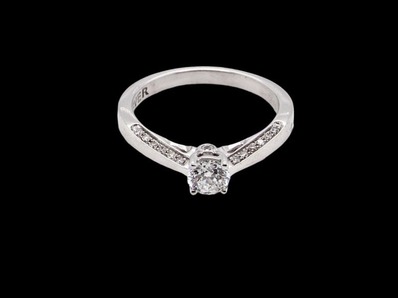 Vintage Tom A solitaire diamond ring