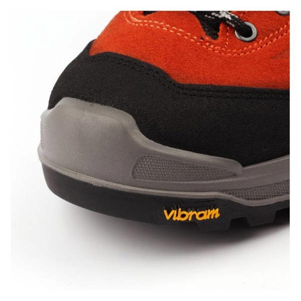 Toe protector rand on the Grisport Halo Orange walking shoes