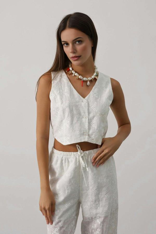 WOVCOR V-Neck Crop Embroidered Woven Vest