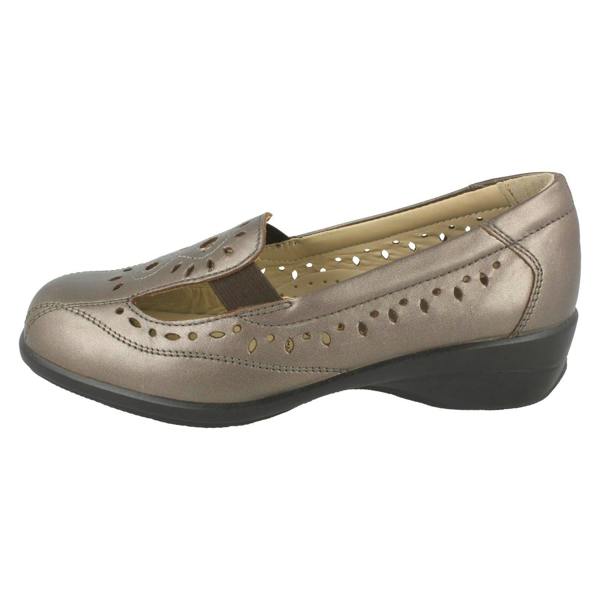 DB Shoes Ladies Easy B Comfortable Slip On Shoes Sunray