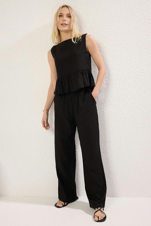 WOVCOR 2-Piece Linen-Look Crew Neck Blouse and Trousers Woven Set
