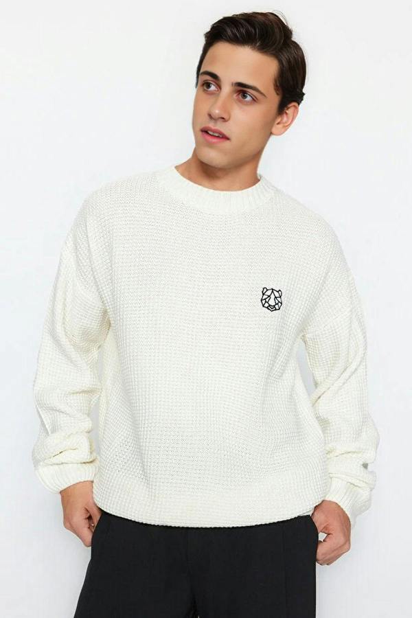WOVCOR Crew Neck Embroidered Knit Men's Sweater