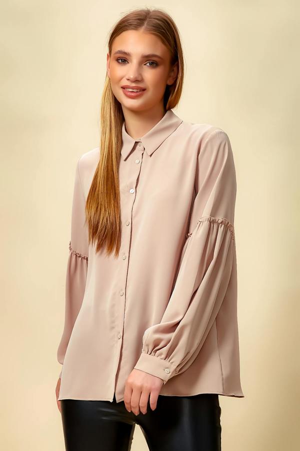 Hoxton Gal Patchwork Sleeves Shirt in Light Pink