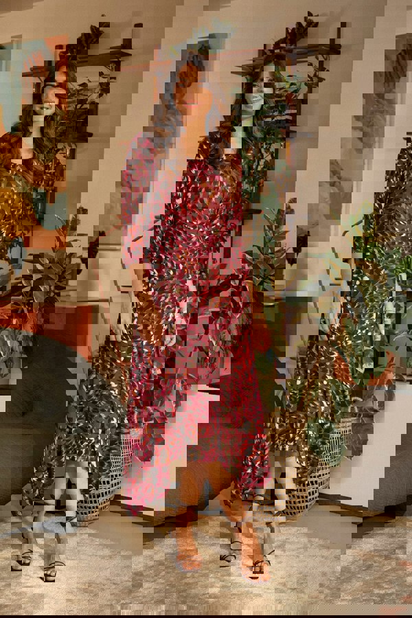 Red | Animal Print Hanky Hem Jersey Dress : Model is 5'9"/175 cm and wears UK10/EU38/US6/AUS10