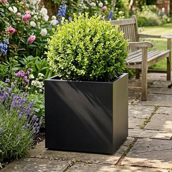 Nicoman Galvanised Steel Cube Metal Planter 50x50x50cm