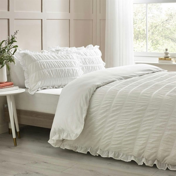 Catherine Lansfield Seersucker Frill White Duvet Cover Set