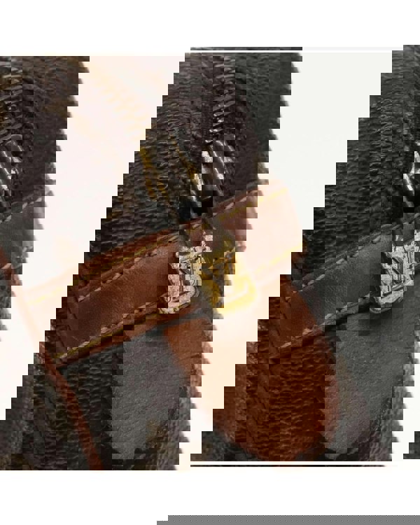 197258915.jpg