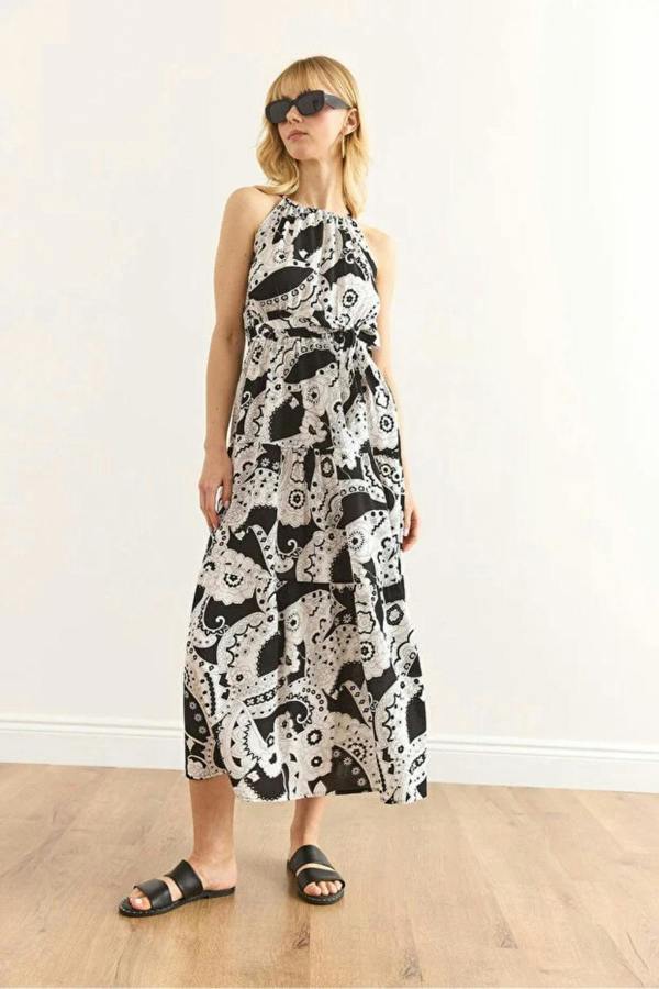 Hoxton Gal Halter Neck Belted Midi Dress