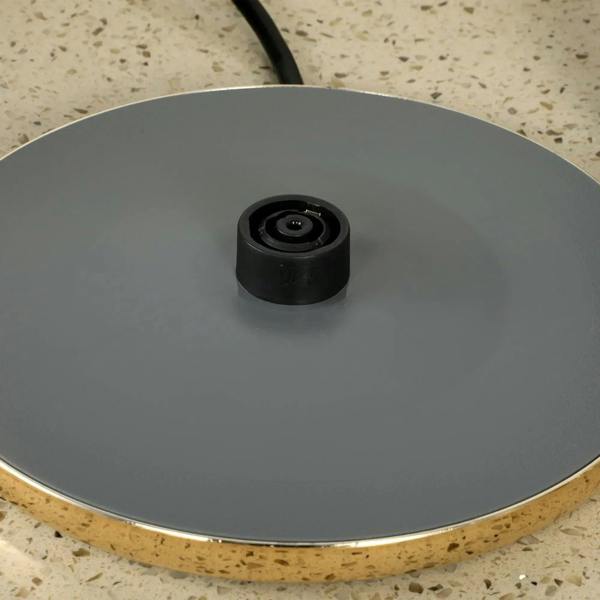 Grey kettle base with central power connector for 360° rotation