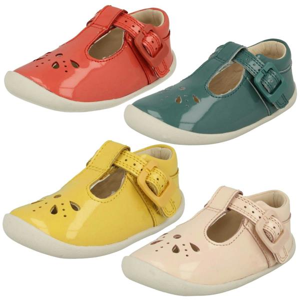 Clarks Girls Clarks Cut Out Detailed Shoes Roamer Star