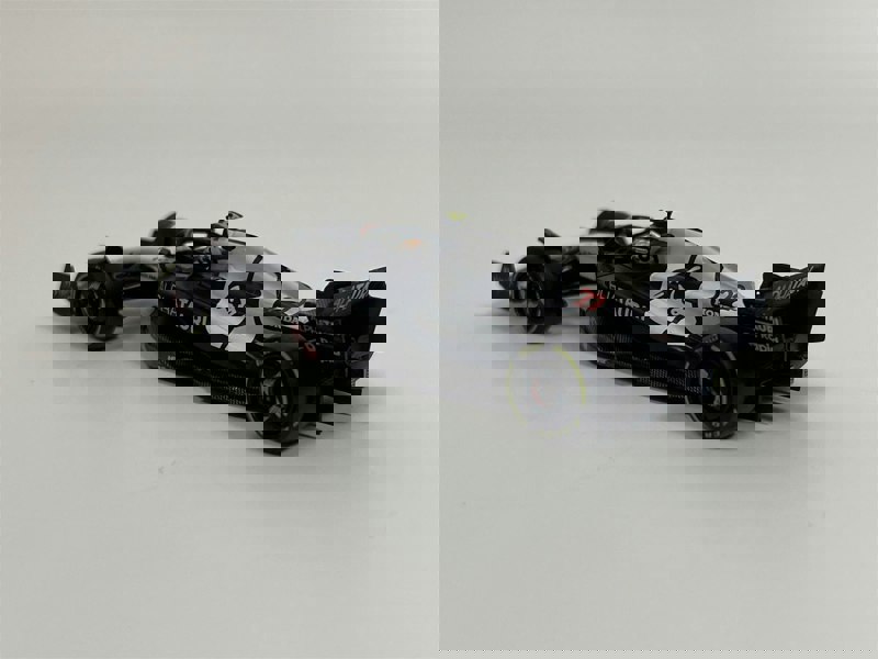 Mini GT Yuki Tsunoda Alpha Tauri AT04 #22 2023 F1 Australian GP 1:64 Mini GT MGT00726L