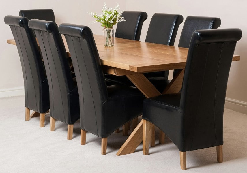 That's Furniture Vermont Cross Leg Oak Extending Dining Table with Montana Leather Chairs