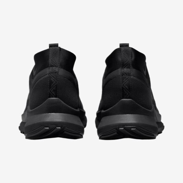 Nike HM9728-002 Sneakers   in  Black